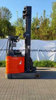 Schubmaststapler 2018  Linde R16HD (2)