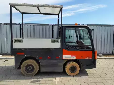 Traktor 2015  Linde P250 (2)