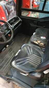 Chariots tracteurs 2016  Linde P250 (5)