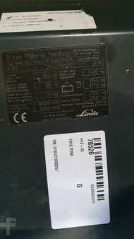 Chariots tracteurs 2016  Linde P250 (6)