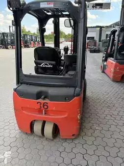 Elektrisk- 3 hjul 2021  Linde E20L (3)