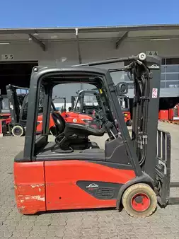 Elektrisk- 3 hjul 2021  Linde E20L (4)