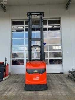 Vertikální vychystávací vozík 2016  Linde V48 (1)