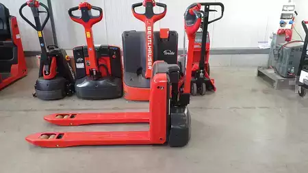 Handpalletwagens 2024  Linde MT15 (2)