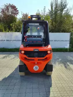 Gázüzemű targoncák 2023  Linde H50T/600 (4)