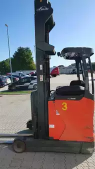 Schubmaststapler 2018  Linde R14 (2)