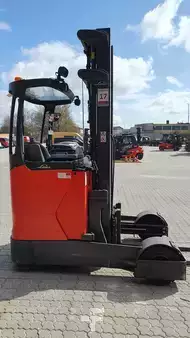 Chariots à mât rétractable 2018  Linde R20G (2)