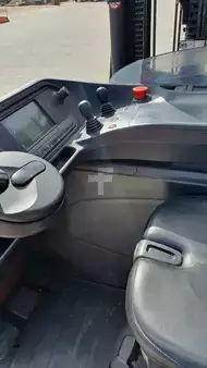 Chariots à mât rétractable 2018  Linde R20G (5)