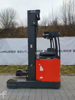 Reach Trucks 2023  Linde R20HD (2)