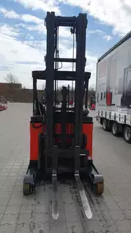 Chariots à mât rétractable 2020  Linde R12B (3)