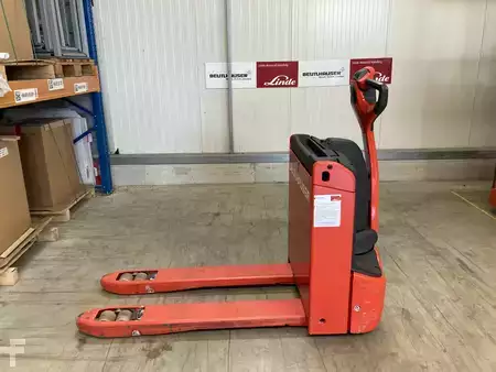 Lavansiirtovaunu 2023  Linde T14 (1)
