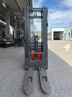 Magasemelésű béka - Linde L20i (2)