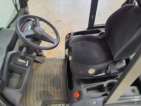 Traktor 2018  Linde P80 (5)