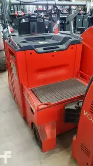 Tractor de arrastre 2019  Linde P30 (4)