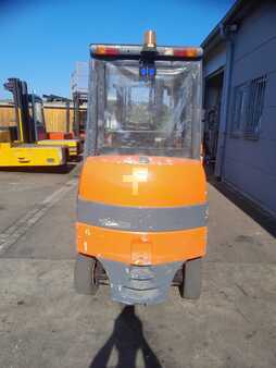 Eléctrico - 4 rodas 2012 Toyota 7FBMF35 (2)