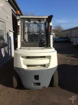 Empilhador diesel 2014 Unicarriers D14A35y (3)