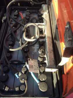 Stacker pedestre 2017 Toyota SPE160L (4)