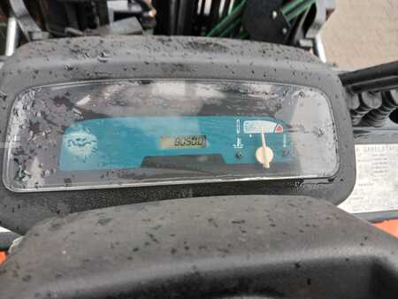 Carretilla elevadora GLP 2005  Toyota 02-7FGF30 (2)