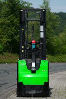 Stacker pedestre 2023  Cesab S214L (1)