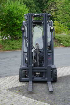 Eléctrico - 4 rodas 2017  Linde E20L-02 H2X386H10233 (2)