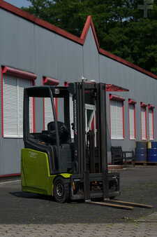 Elektro tříkolové VZV 2009 Jungheinrich EFG216 K FN389311 (2)