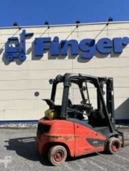 Treibgasstapler 2017  Linde H20T-01 (1)