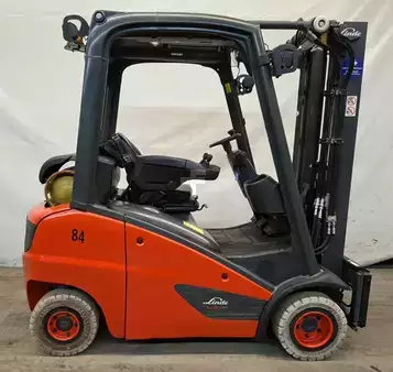 Treibgasstapler 2016  Linde H20T-01 (1)