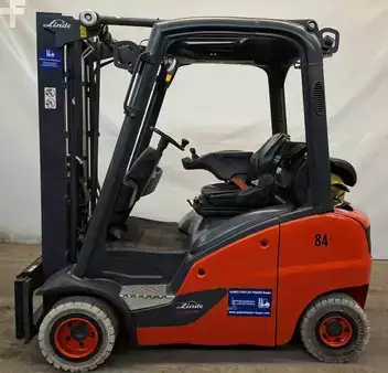 Treibgasstapler 2016  Linde H20T-01 (2)