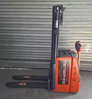 Hochhubwagen 2022  Linde L14 (2)