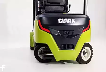 Eléctrica de 4 ruedas - Clark SE20 (7)
