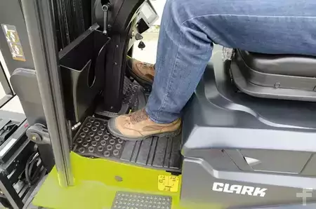 Elektro 4 Rad - Clark SE16 Neugerät (9)
