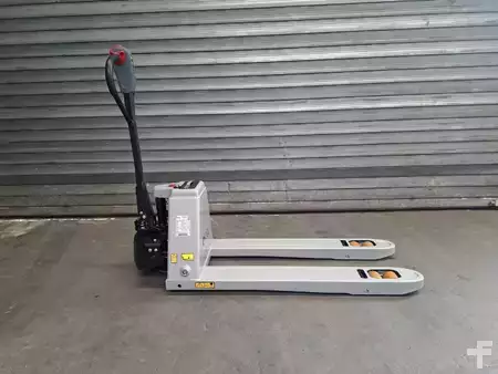 Transpallet elettrici 2026  Pramac EY20L Neugerät (1)
