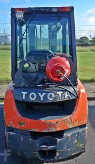 LPG Forklifts 2014  Toyota 02-8FGJF35 (3)