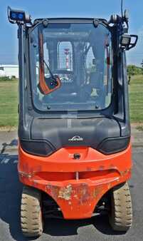 Chariot 4 roues électrique 2019  Linde E 50 HL-01 (3)