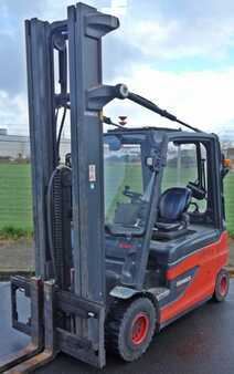 Linde E 30 L-01