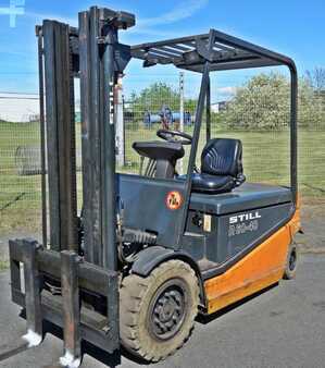 Carrelli elettrici 4 ruote 1999  Still R 60-40 (2)