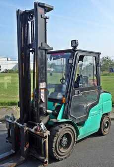Empilhador a gás 2019  Mitsubishi FG 35 NT (2)