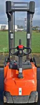 Stacker pedestre 2018  BT SWE 160 L (2)