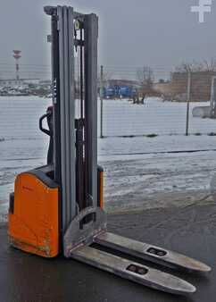 Hochhubwagen  Still EGV 16 (1)