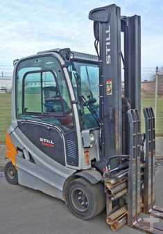 Elektromos 4 kerekű 2016  Still RX 60-30 (1)