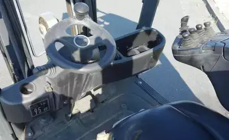 Nestekaasutrukki 2017  Linde H 18 T-01 (4)