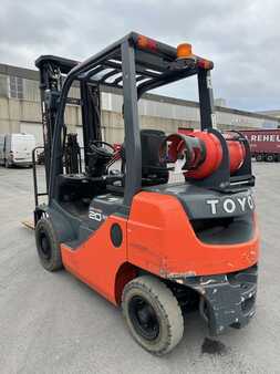 LPG Forklifts 2013  Toyota 02-8FGF20 (4)