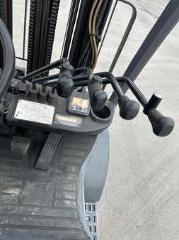 LPG Forklifts 2013  Toyota 02-8FGF20 (8)
