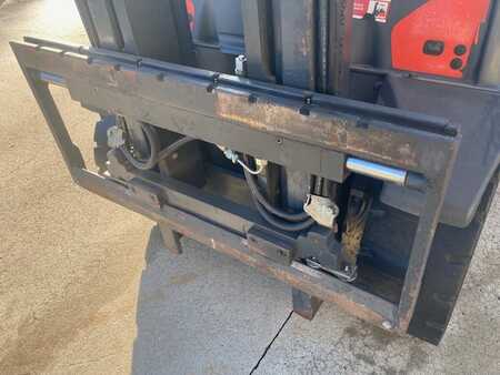 Gas truck 2013  Linde H30T-02 (5)