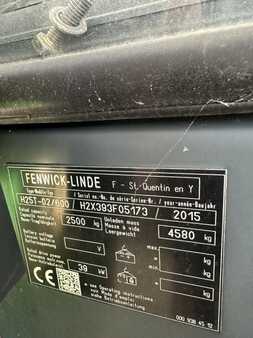 Empilhador a gás 2015  Linde H25T-02/600 (10)