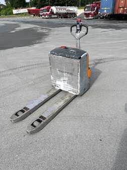 Electric Pallet Trucks 2017  Still EXU20 (4)