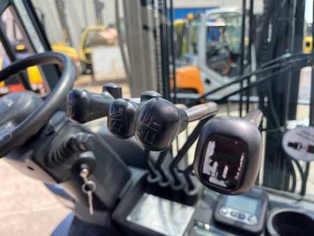 LPG Forklifts 2010  Toyota 02-8FGF25 (14)