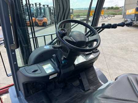 LPG Forklifts 2010  Toyota 02-8FGF25 (8)