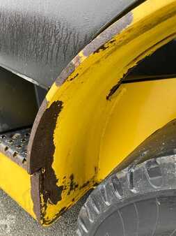 Diesel Forklifts 2010  Yale GDP40VX5 (27)