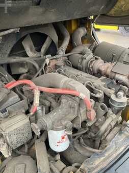 Diesel Forklifts 2010  Yale GDP40VX5 (29)